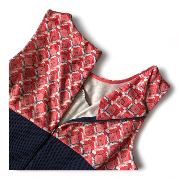 smash! Barcelona Dress Ladies Size Small - Picture 8 of 16